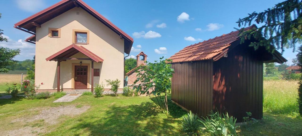 Holiday House And Apartments Vale Duga Resa Exterior photo