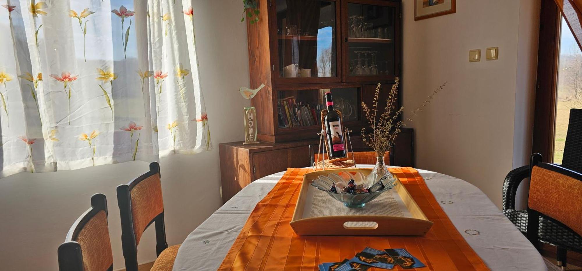 Holiday House And Apartments Vale Duga Resa Exterior photo